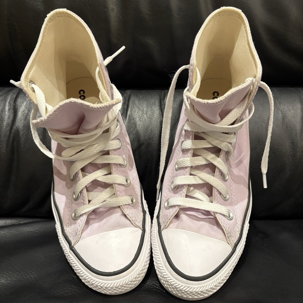 Converse Chuck Taylor All Star Womens 7 Purple High Top Canvas Sneakers